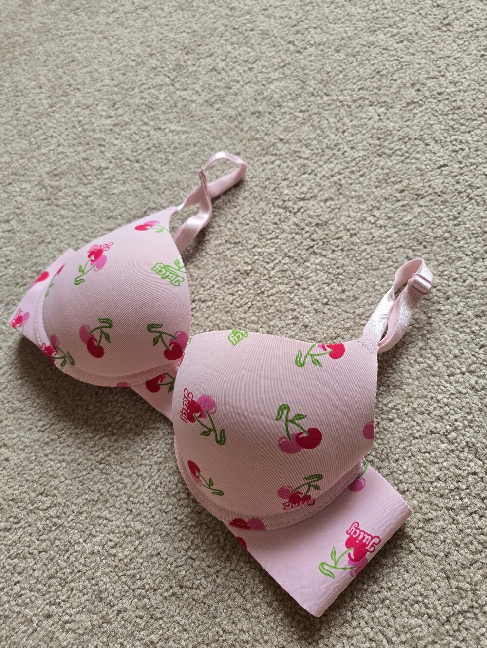 Juicy Couture 34B Nylon Spandex Bra